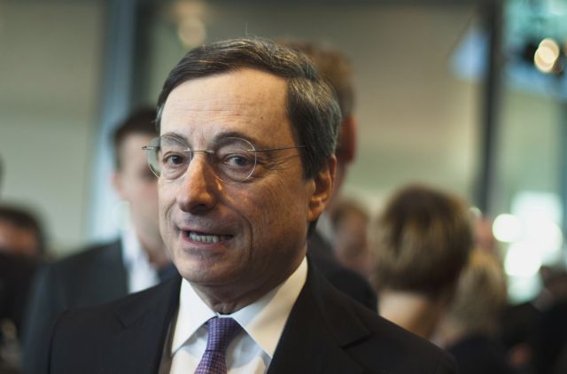 Ενδείξεις σταθεροποίησης βλέπει η ΕΚΤ, δεν διαπιστώνει πληθωριστικές πιέσεις